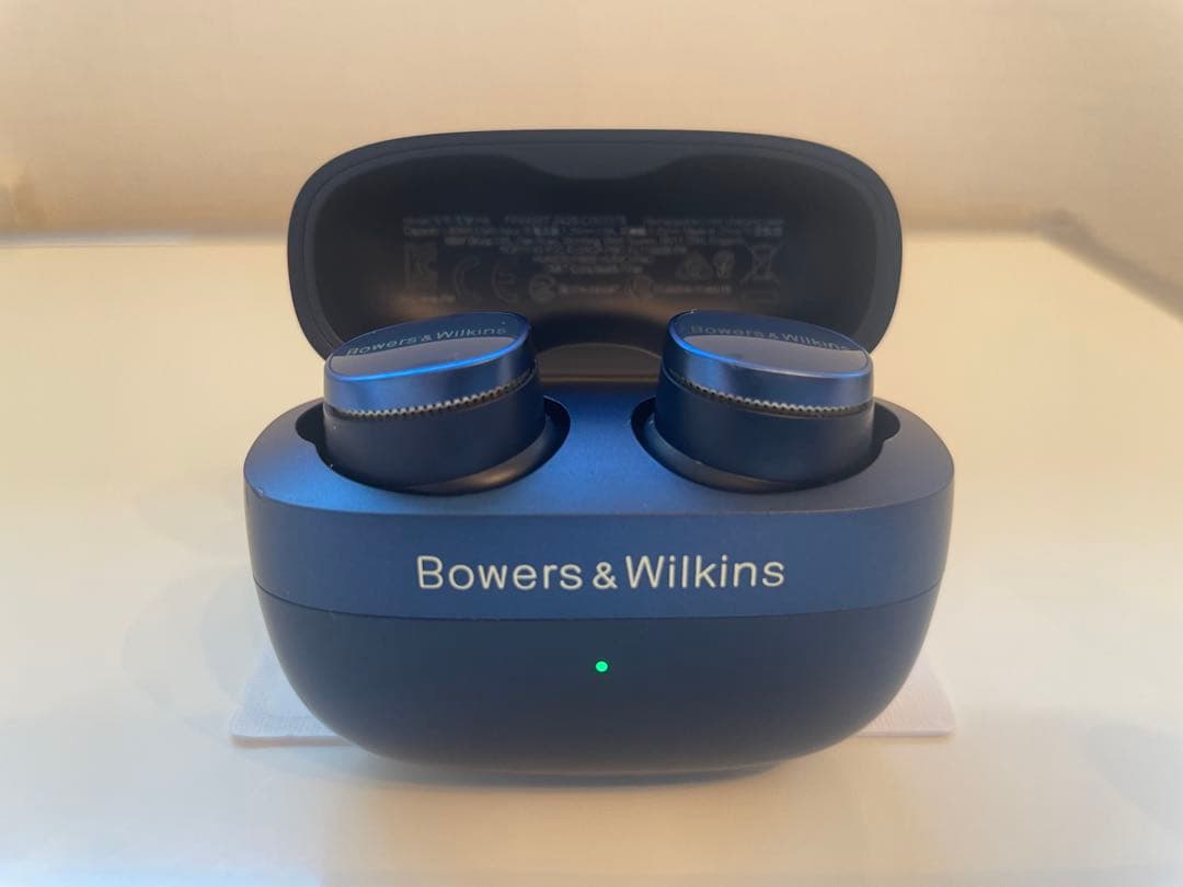 イヤホン Bowers & Wilkins Pi8