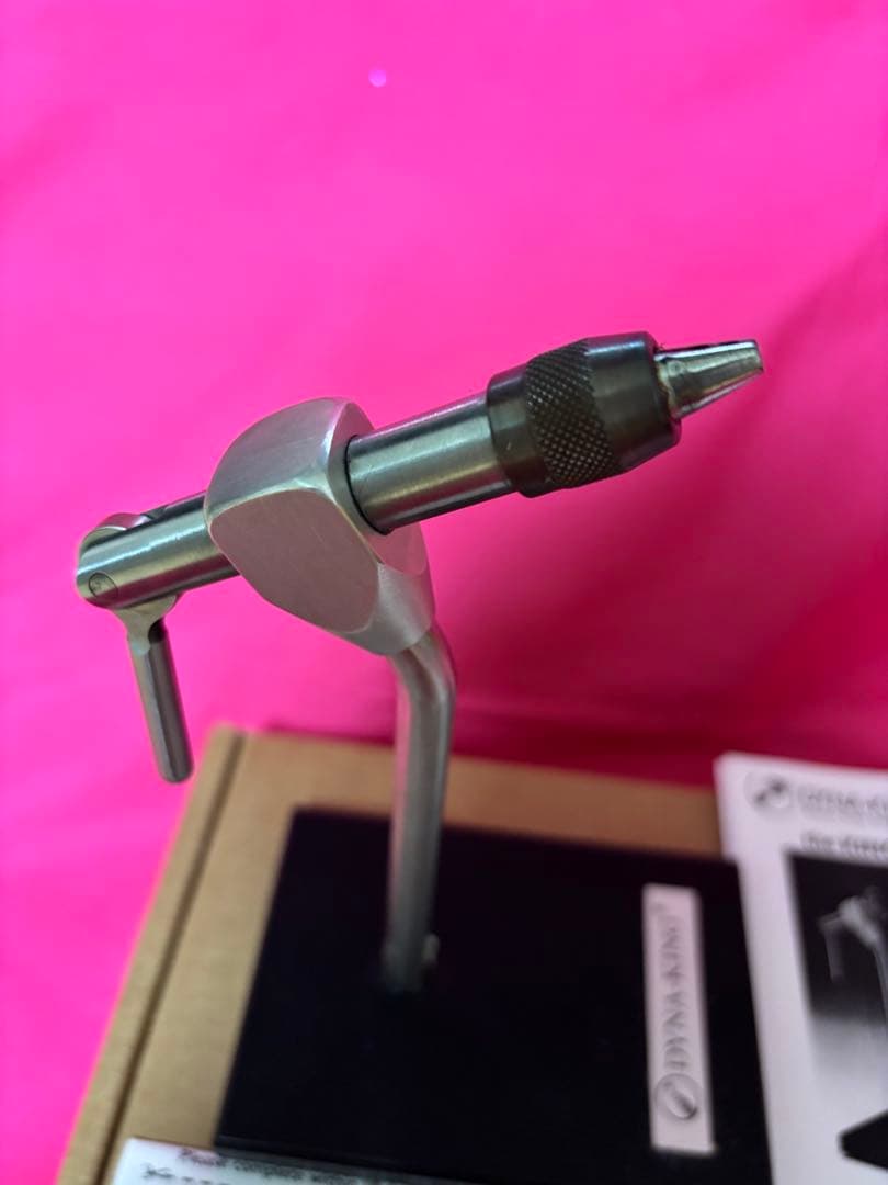 フライタイイング　バイス　ダイナキング　キングフィッシャー　送料込み！