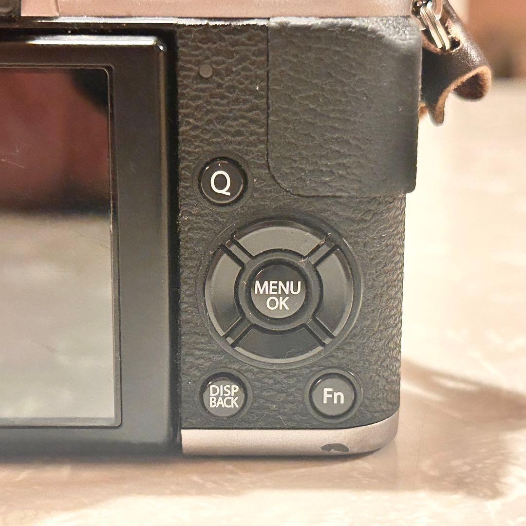 Fujifilm X-T10 ミラーレスカメラ 18-55mmレンズ付き