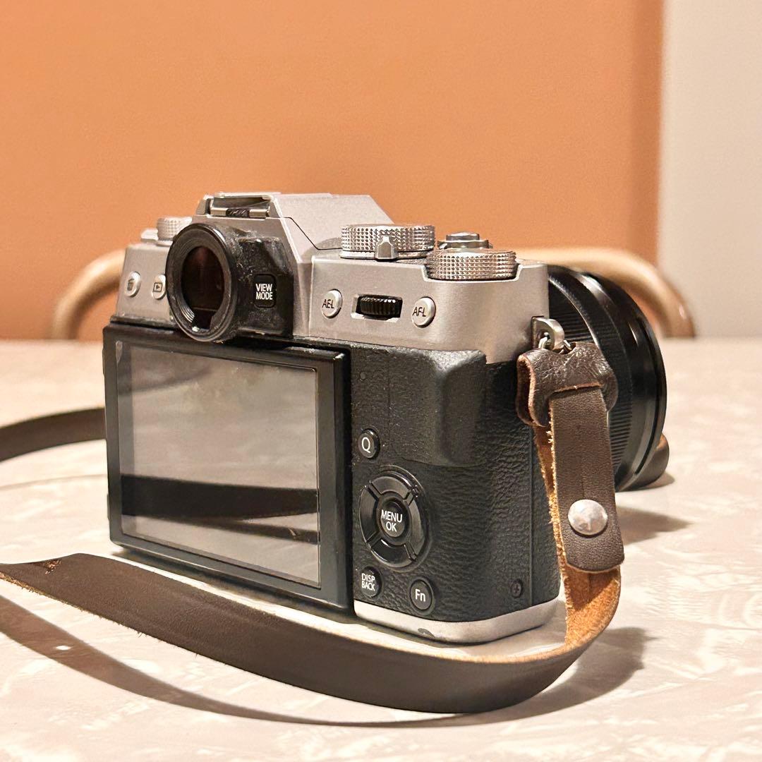 Fujifilm X-T10 ミラーレスカメラ 18-55mmレンズ付き