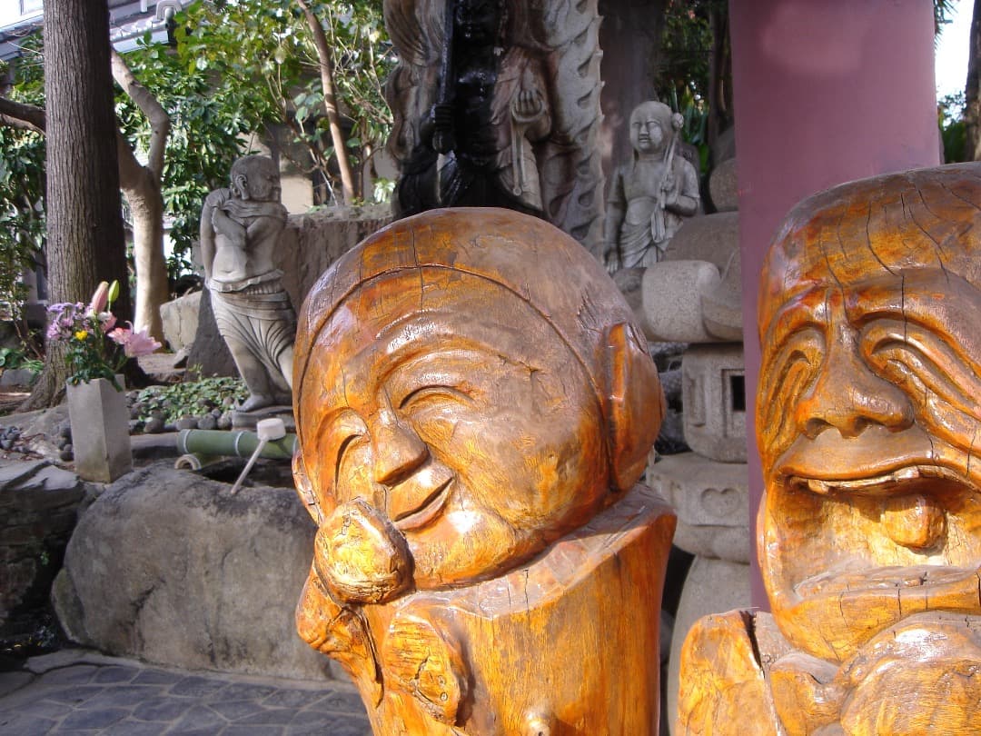 実写美⭕️美品【動作確認済】SONY Cyber-shot DSC-T33