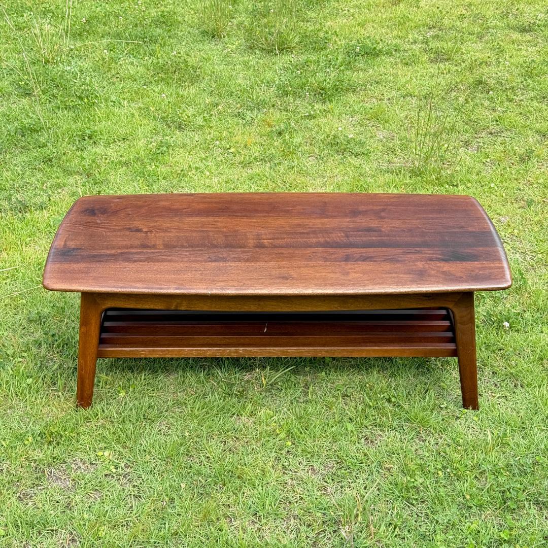 起立木工　ノルディー　北欧デザインのセンターテーブル