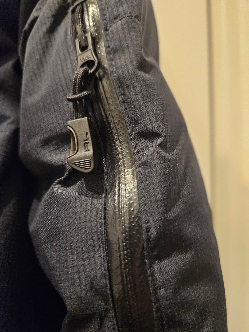 ポロラルフローレン ダウンジャケット ポニー刺繡 ブラック