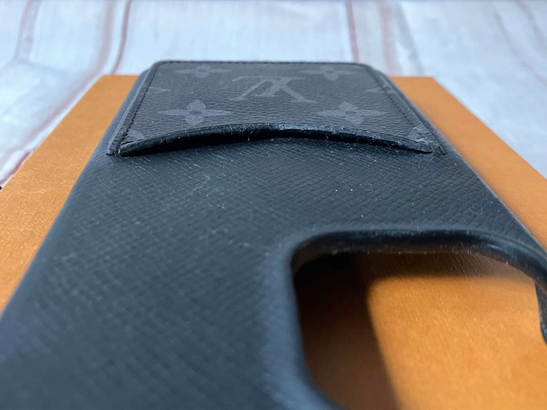 ルイヴィトン iPhone 13 Pro ケース モノグラムエクリプス