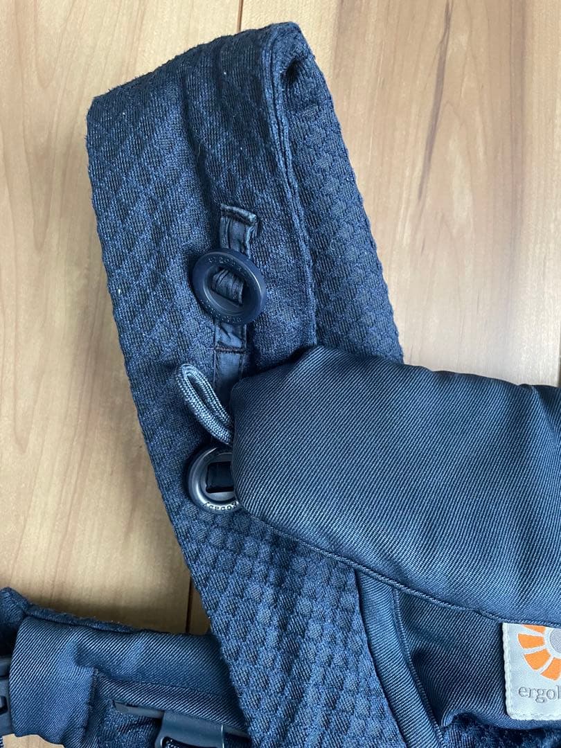 ergobaby ベビーキャリア　OMNI Breeze ネイビー