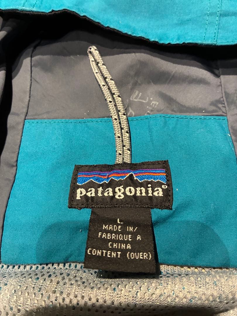 y*6様 Patagonia フード付き　ストームジャケット