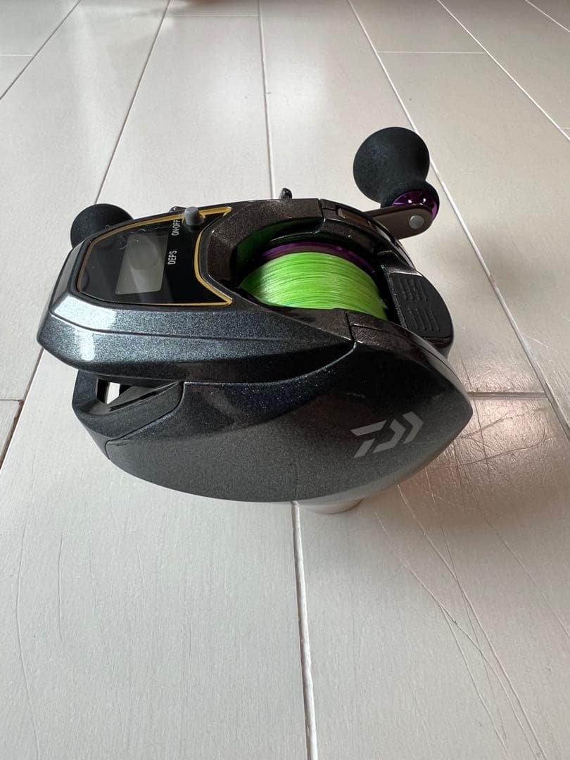 ダイワ 紅牙 XIC 右ハンドル ベイトリール