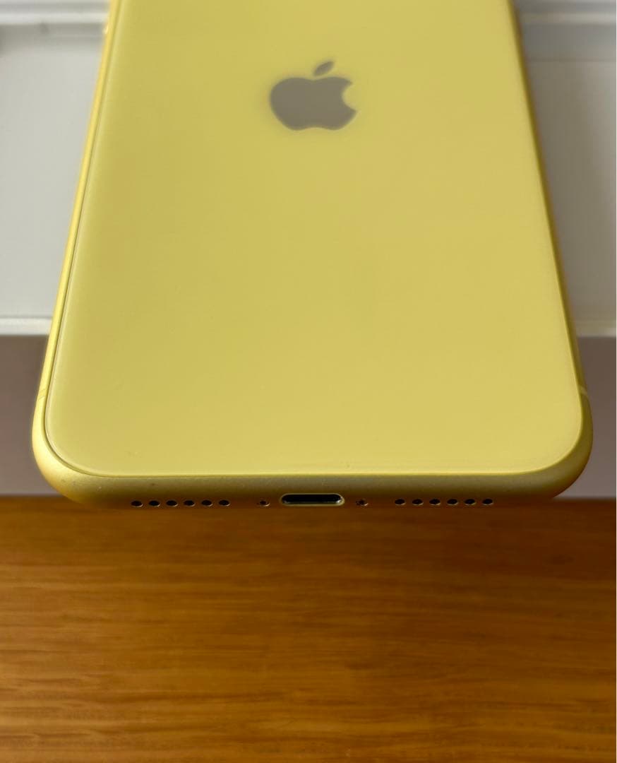 iPhone 11 バッテリー 88% 64GB イエロー