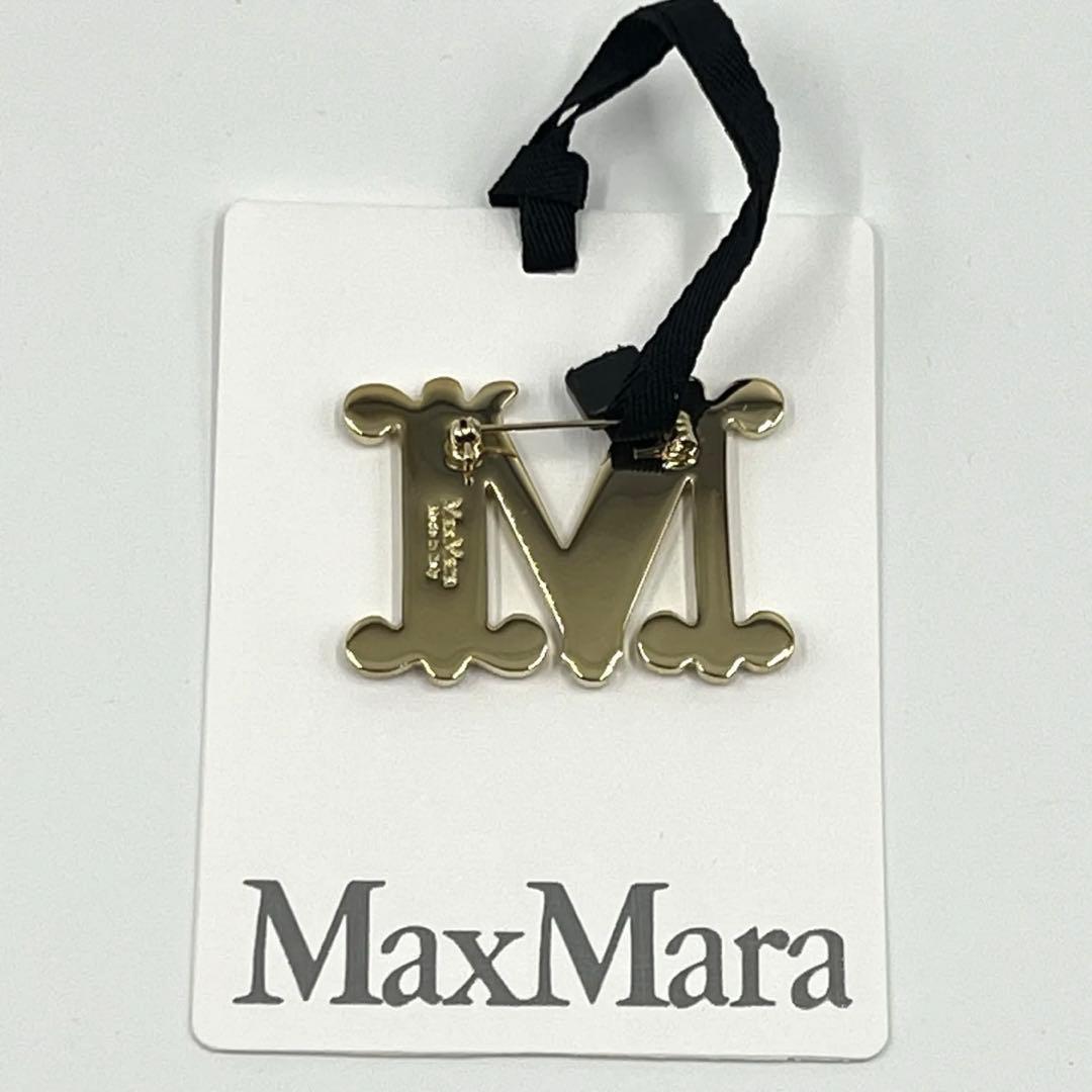 MaxMara ブローチ