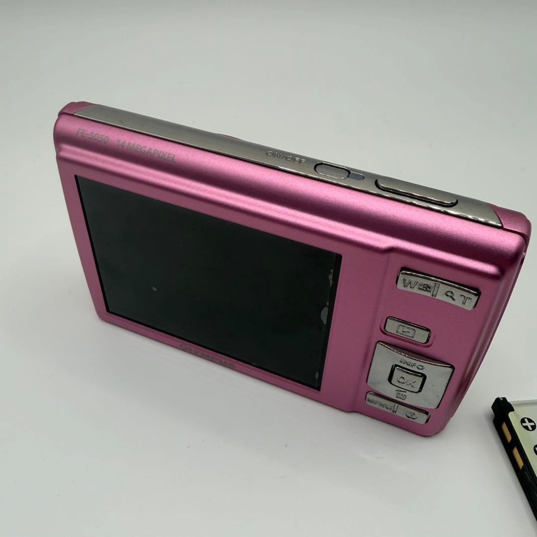 オリンパス OLYMPUS FE-5050 ピンク コンデジ バッテリー付き
