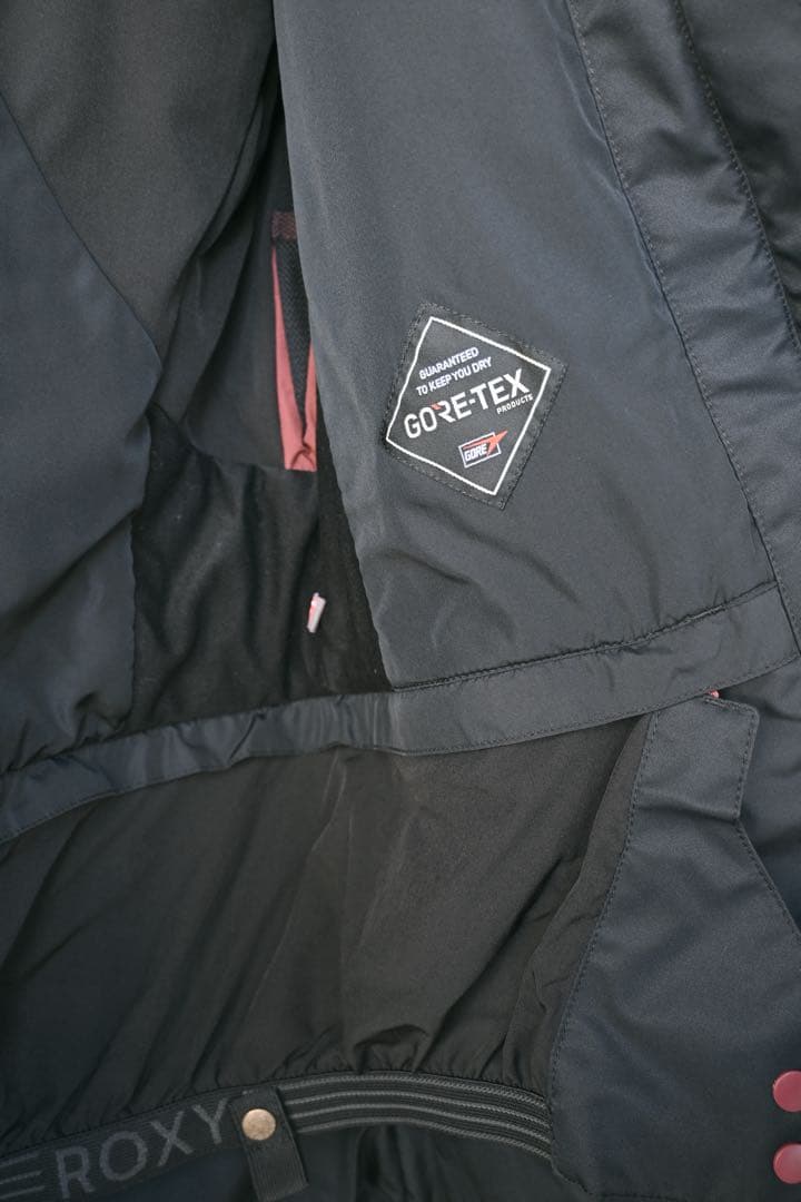 2026/2/13クリーニング済　ROXY GORE-TEXスノーボードウェア