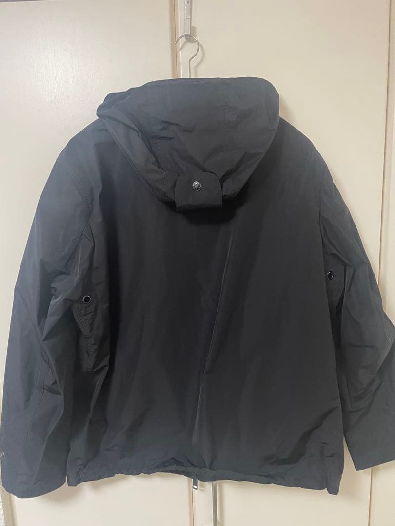 【美品】バーバリー　ナイロンジャケット