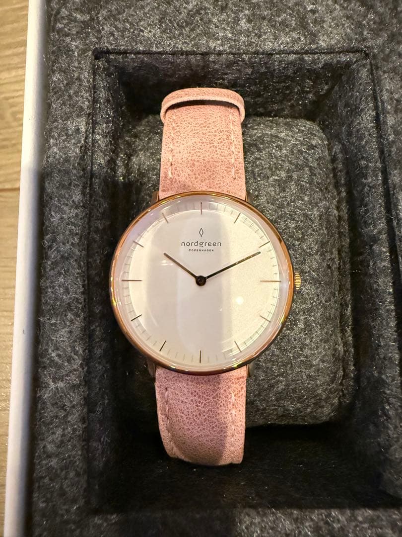 ★値下げ nordgreen 時計 ピンク レザー ストラップ