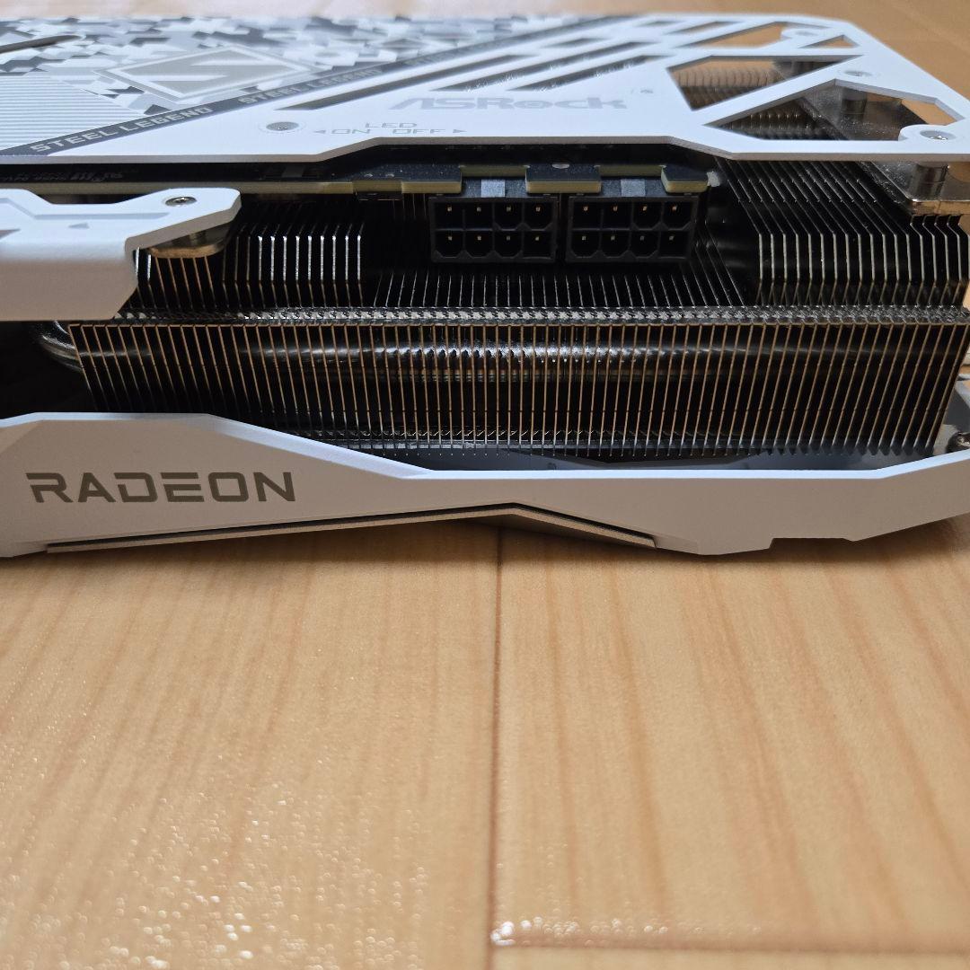 グラフィックボード・グラボ・ビデオカード ASRock Steel Legend RX 7800 XT 16GB