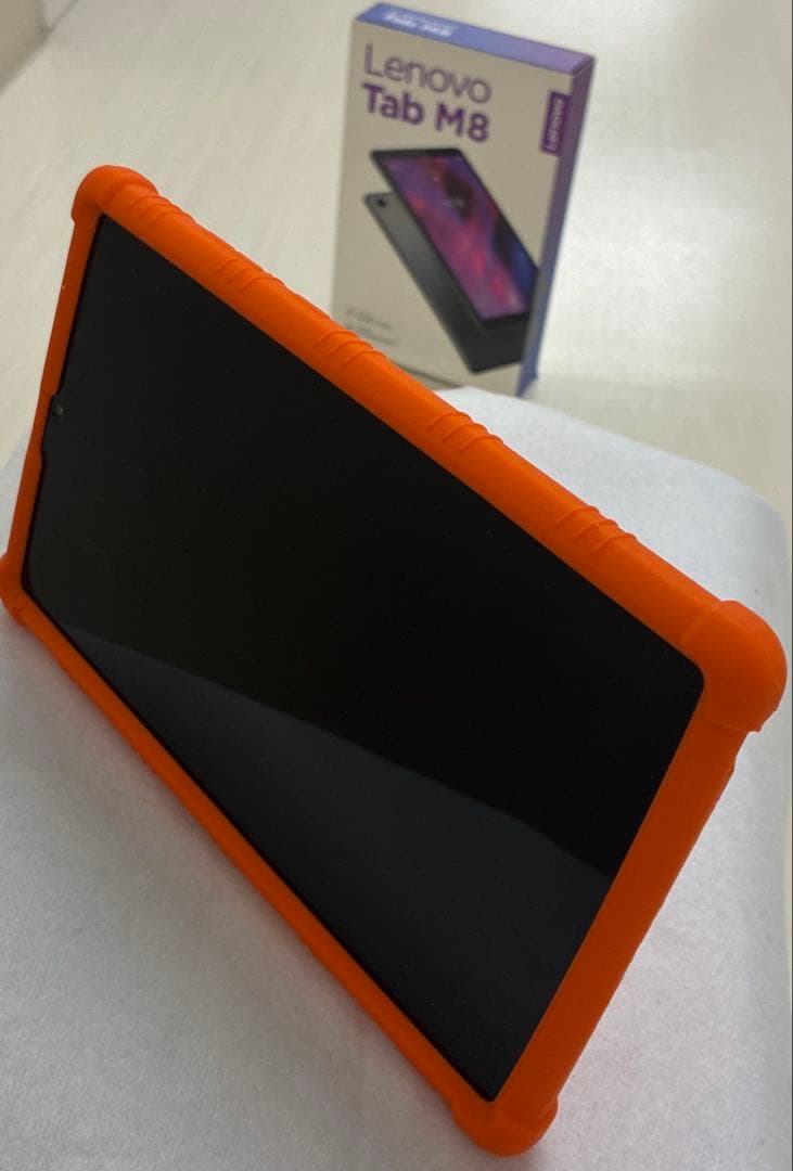 【美品】Lenovo Tab M8 タブレット &ケースカバー（オレンジ色）付