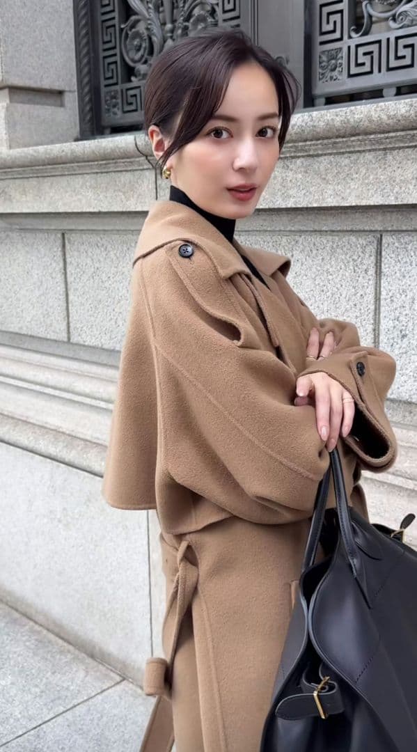 Fです♡アニュアンス リバーミドルトレンチコート　キャメル