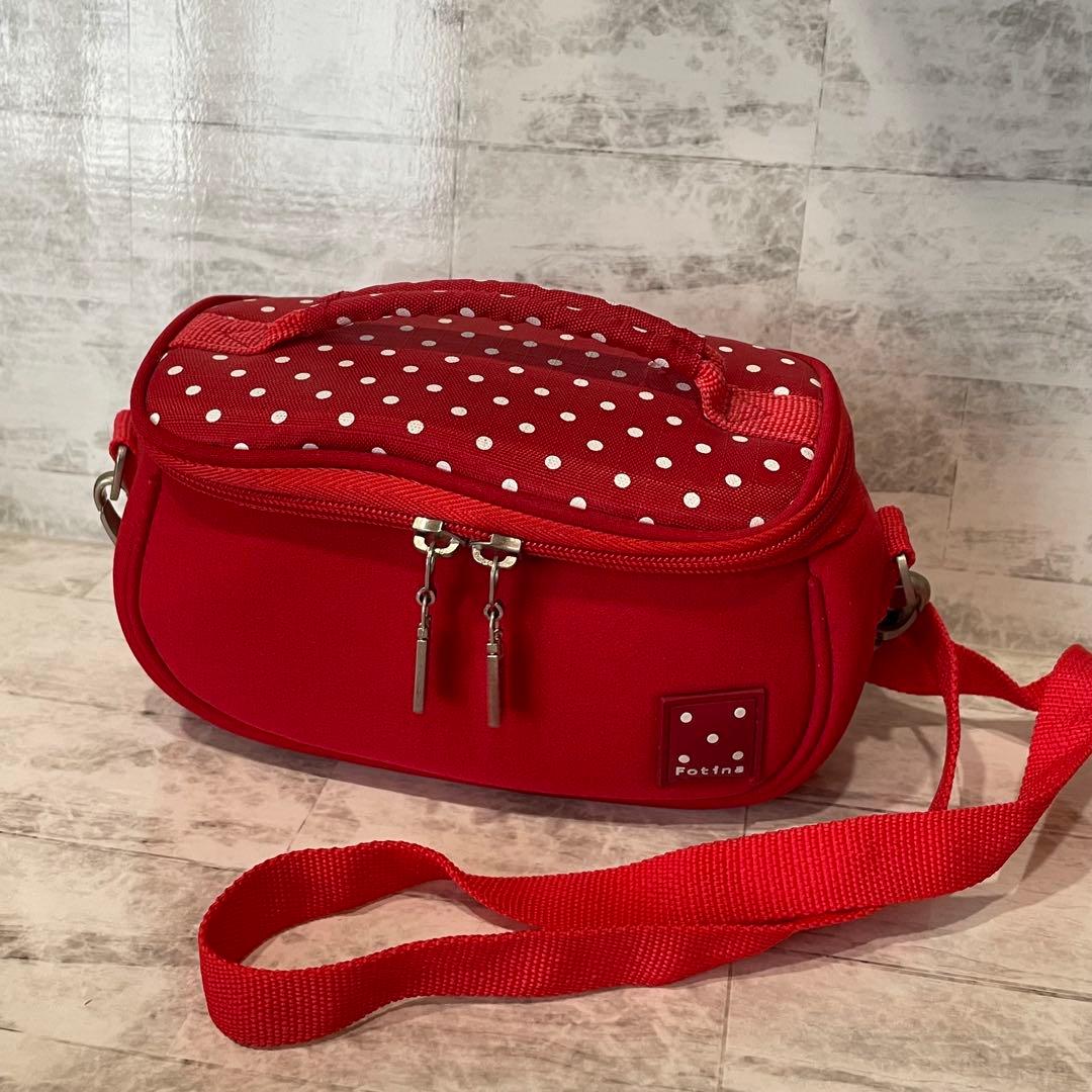 パナソニック HC-W585M ビデオカメラ ケース+予備バッテリー　３脚付