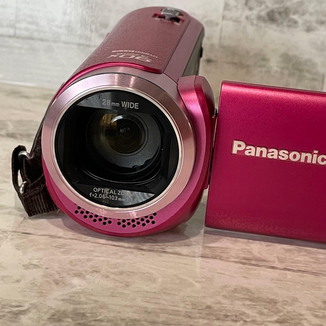 パナソニック HC-W585M ビデオカメラ ケース+予備バッテリー　３脚付