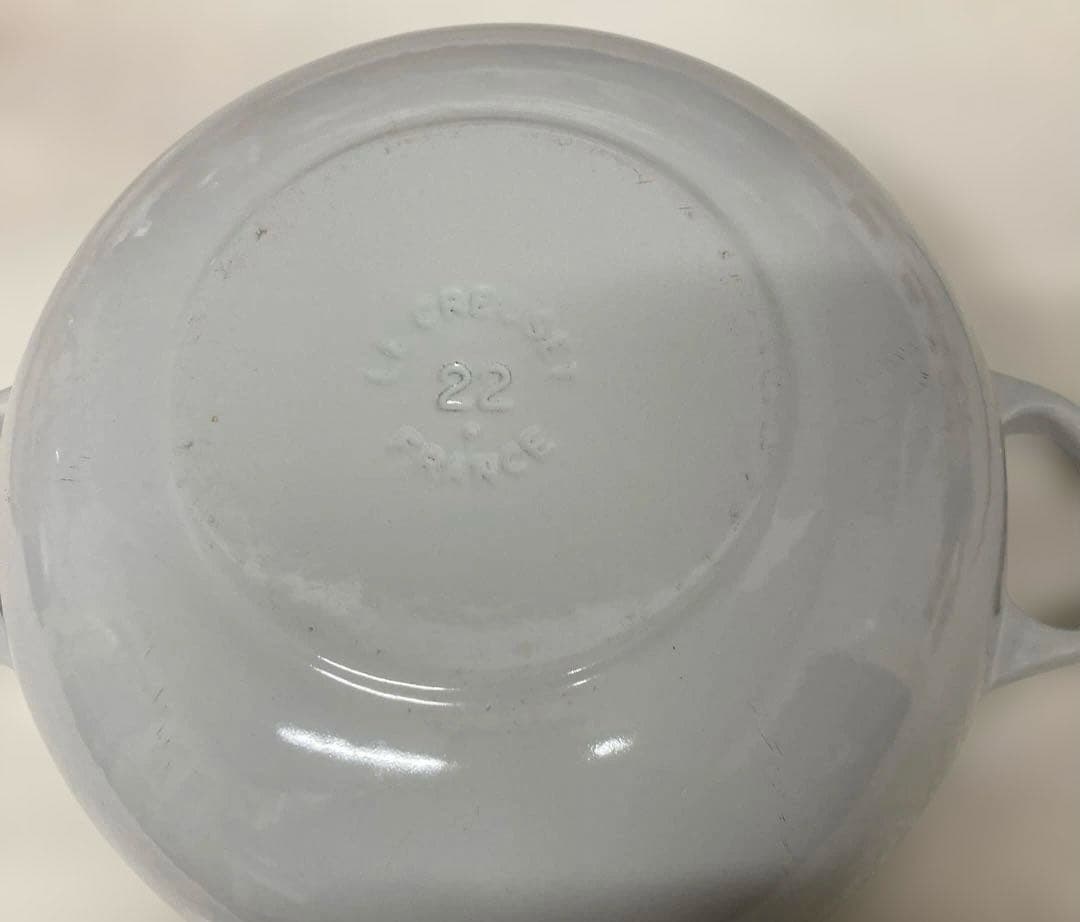 ル・クルーゼ　中黒マルミット　22cm 両手鍋