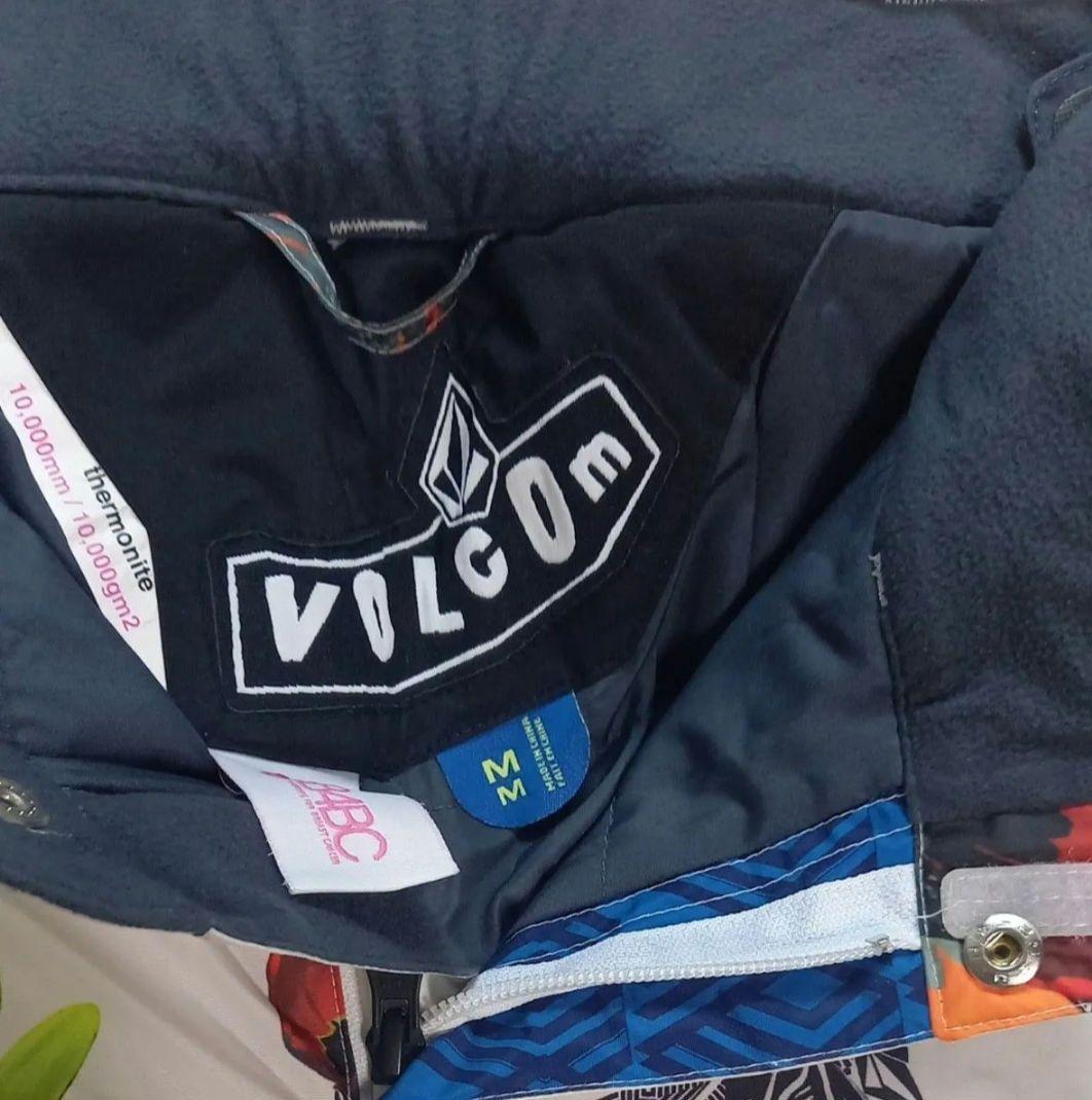 VOLCOM ボルコム スノーボードウェア スキーウェア