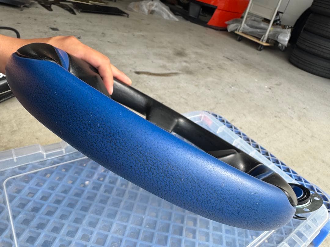 MOMO COMMANDO 2（コマンド2） モモ　ステアリング　ブルー　廃盤