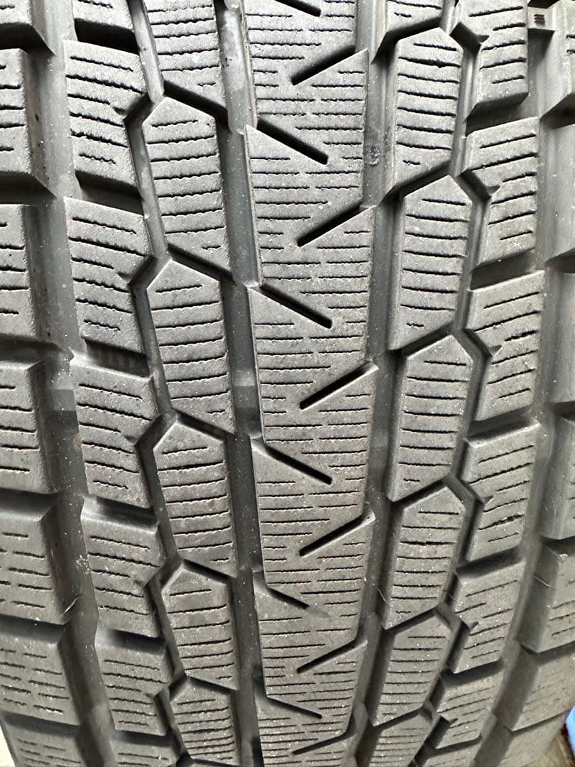 【235/60/R18】送料込み　スタッドレスタイヤ　ホイール付き　CX-60等