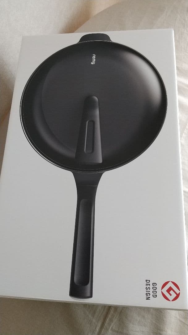 新品未開封　レミパンミニ 20cm（ホワイト）フタ　蓋付き　箱付　RHF-401