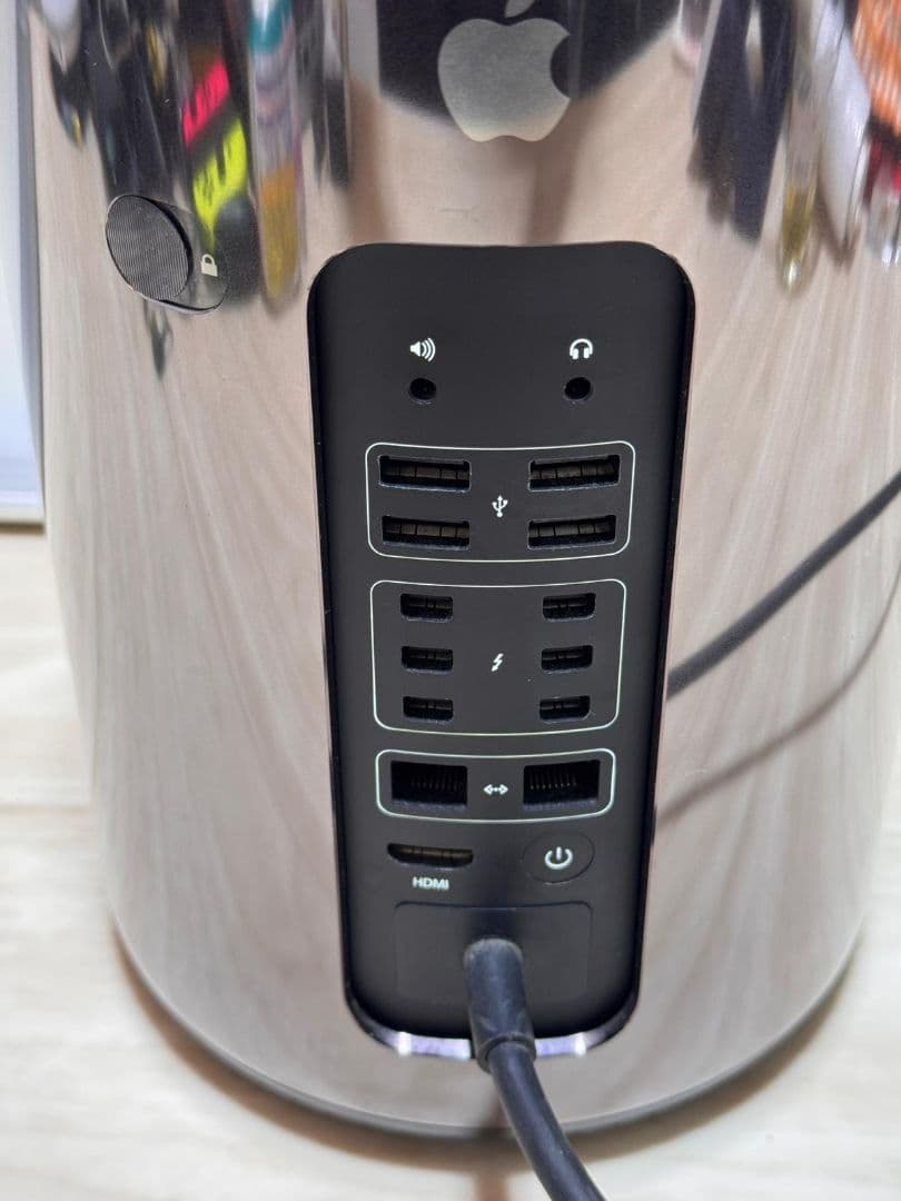 Apple Mac Pro (2013) シルバー 本体 A1481
