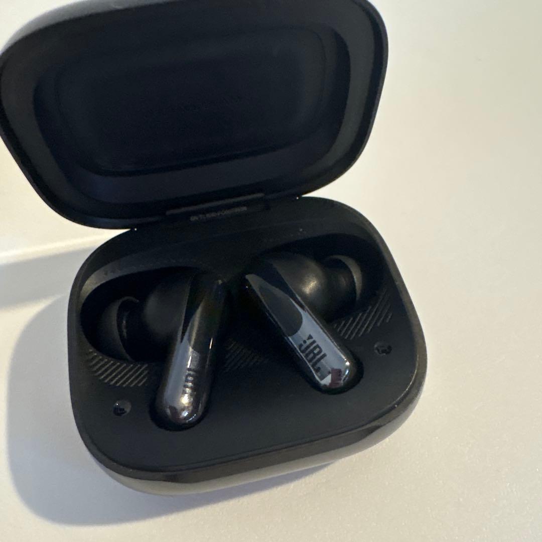 イヤホン JBL LIVE BEAM3