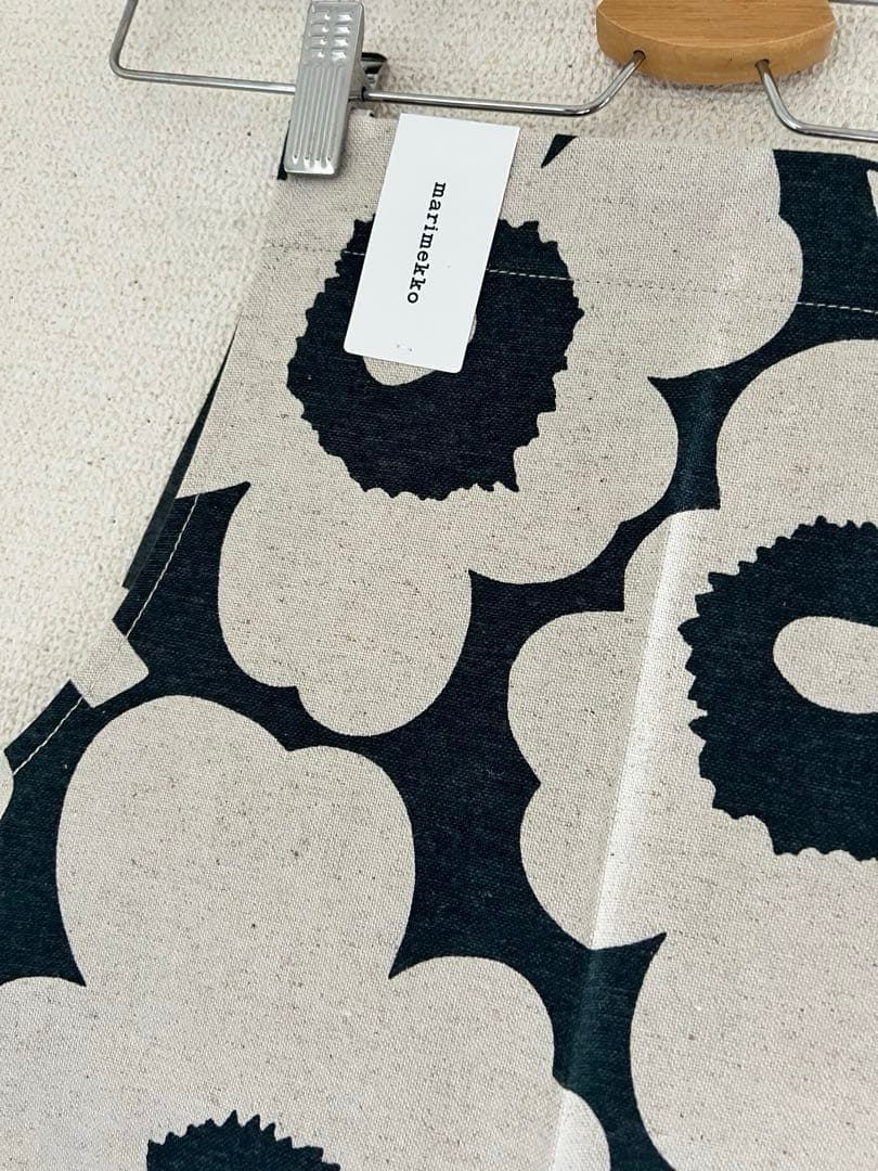【新品未使用】マリメッコ　marimekko エプロン　人気完売品