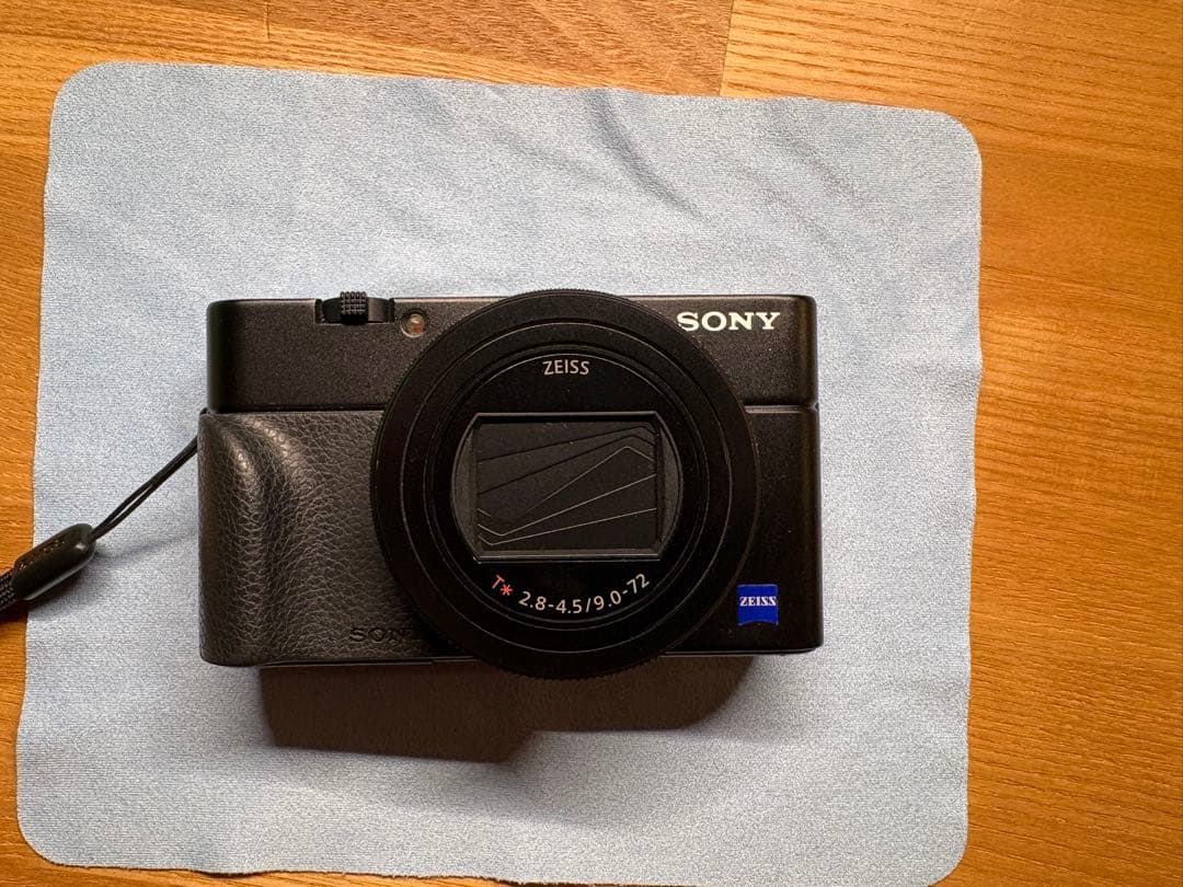 SONY Cyber−Shot RX DSC-RX100M6