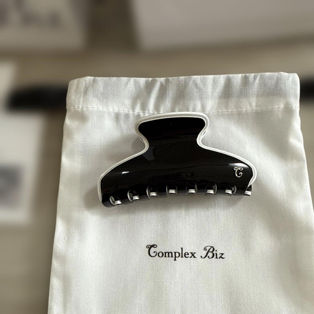 コンプレックスビズ、バイカラーバンズ