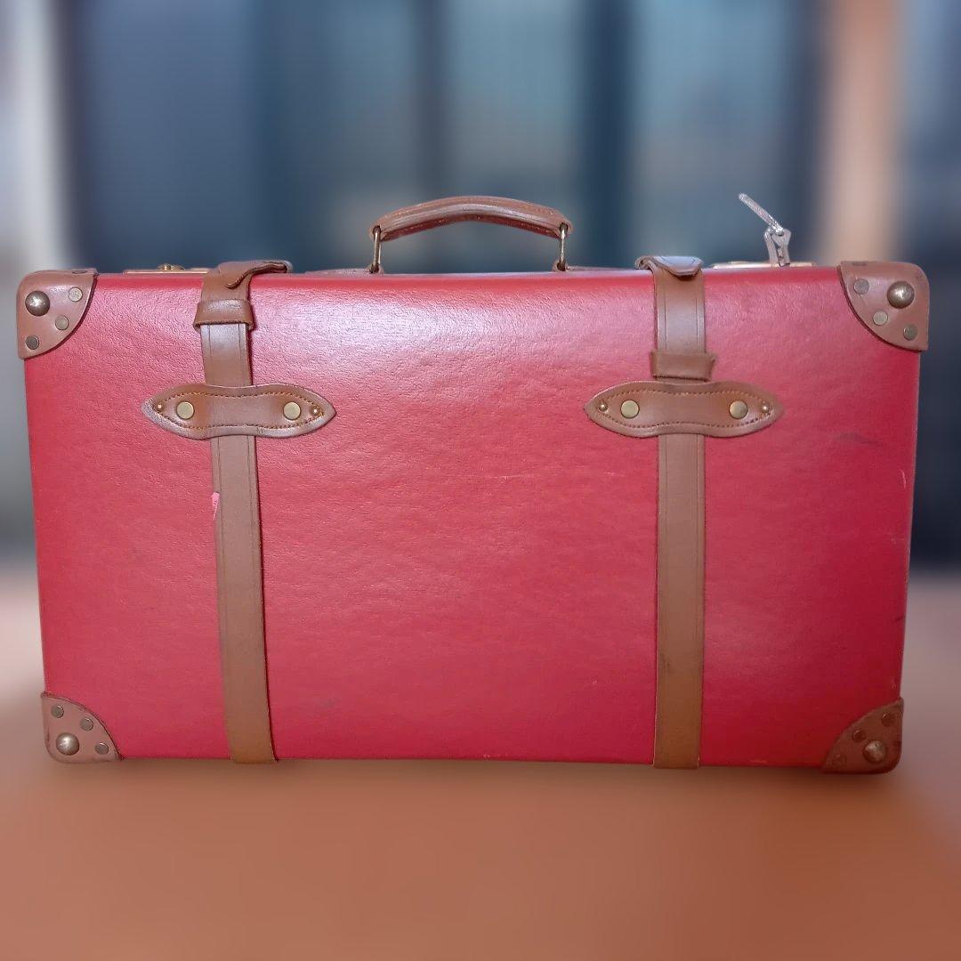 グローブトロッター　トラベルバッグ　ミディアムチェックイン相当　キャスターなし