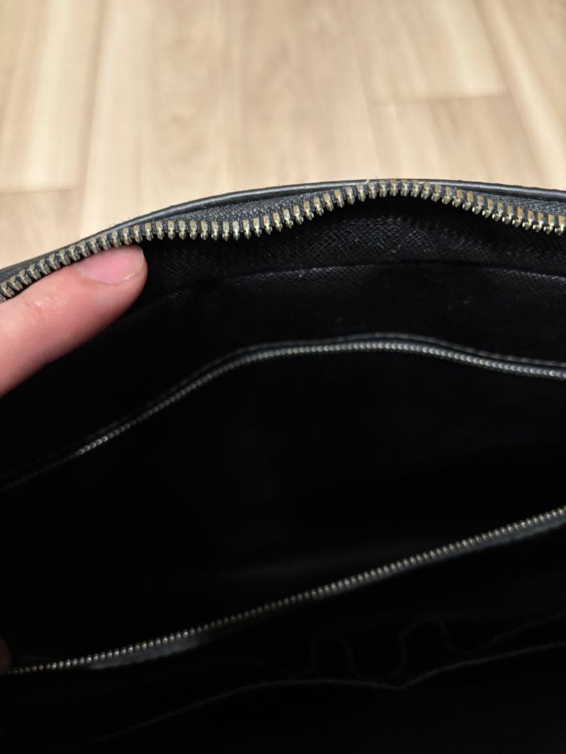 ルイヴィトン ビジネスバッグ エピ 正規品