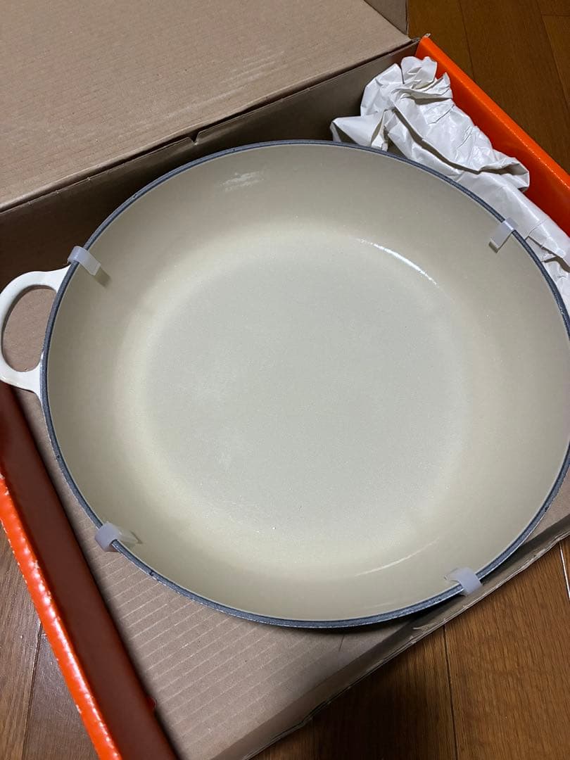 (最終価格)ル・クルーゼ　キャセロール　両手鍋　30センチ