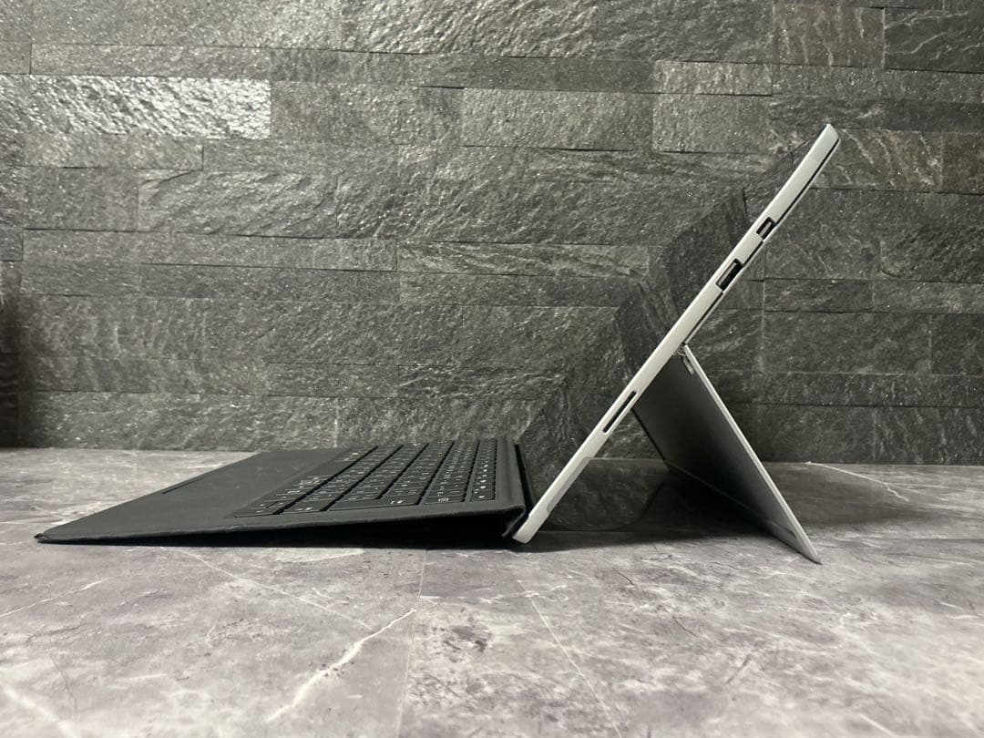 ✨Surface Pro5 1807 LTEモデル✨2K液晶✨キーボード付き✨