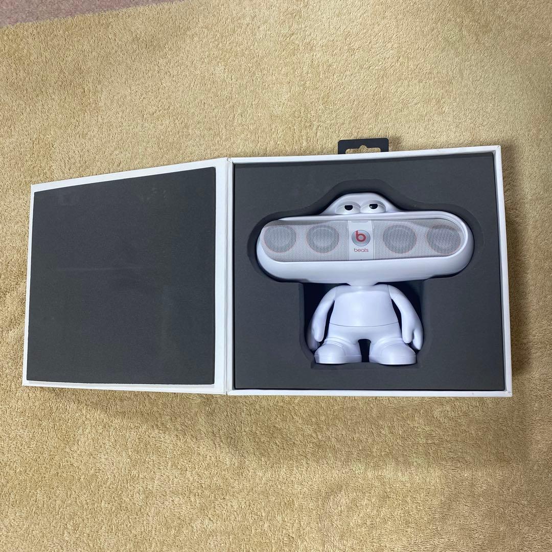 beats ビーツ　beatspill スピーカー　➕スタンド（新品未使用）