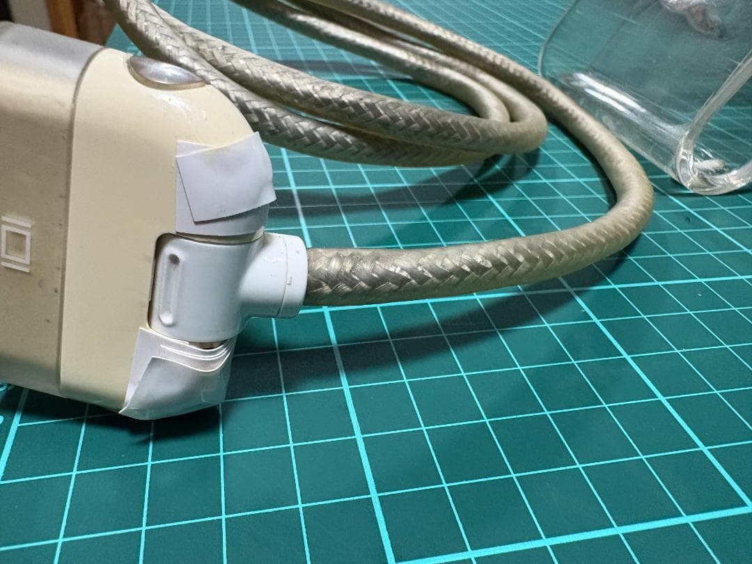 Apple Cinema Display 22インチ　液晶モニター　ADC端子