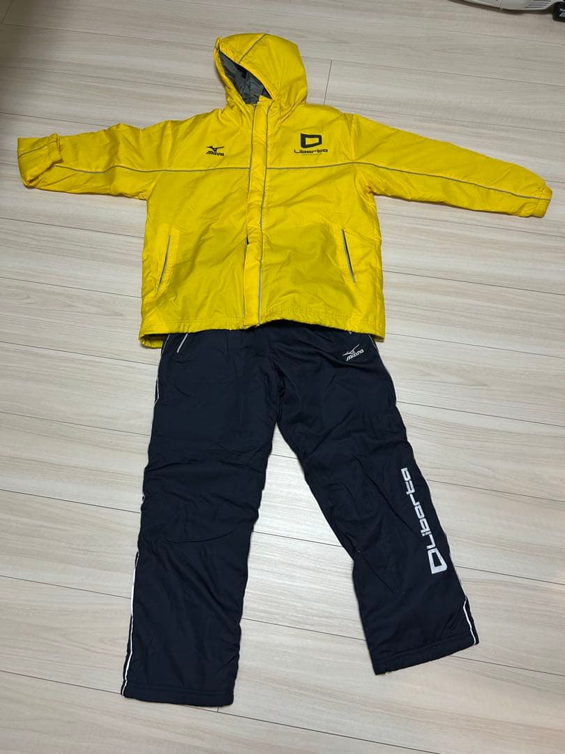 Liberta ウインドブレーカー　150サッカーウェア145上下セット