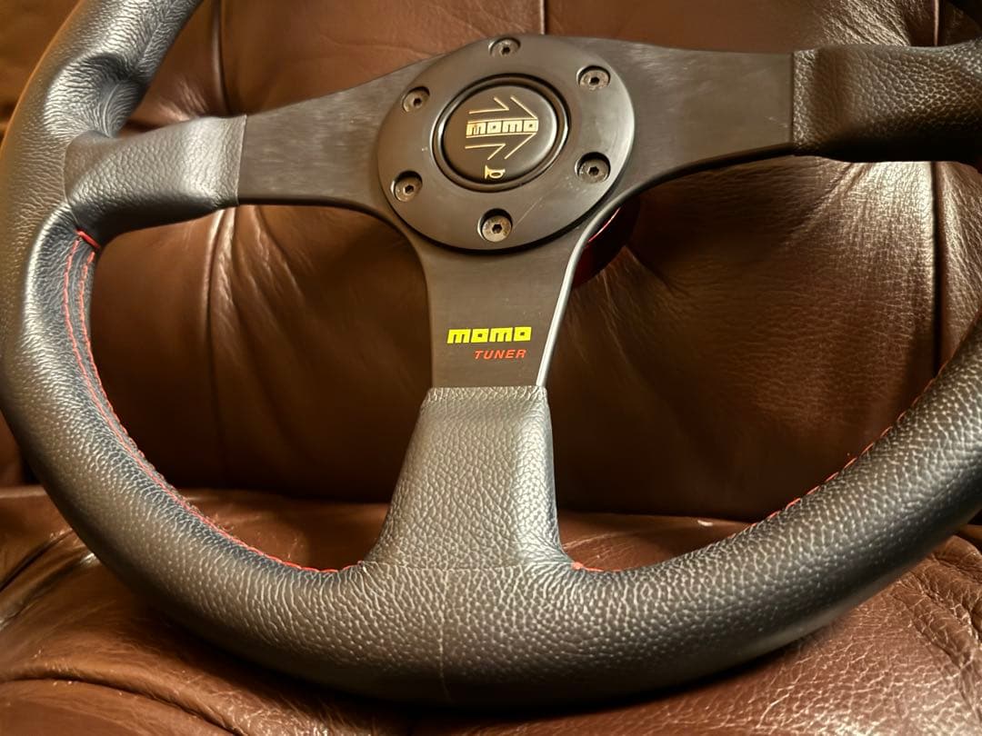 MOMO TUNER ステアリング　ハンドル