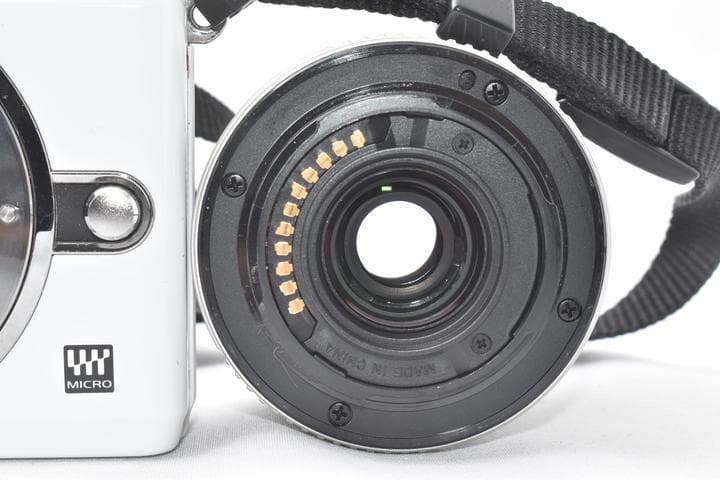 OLYMPUS PEN E-PL2 ホワイト レンズキット