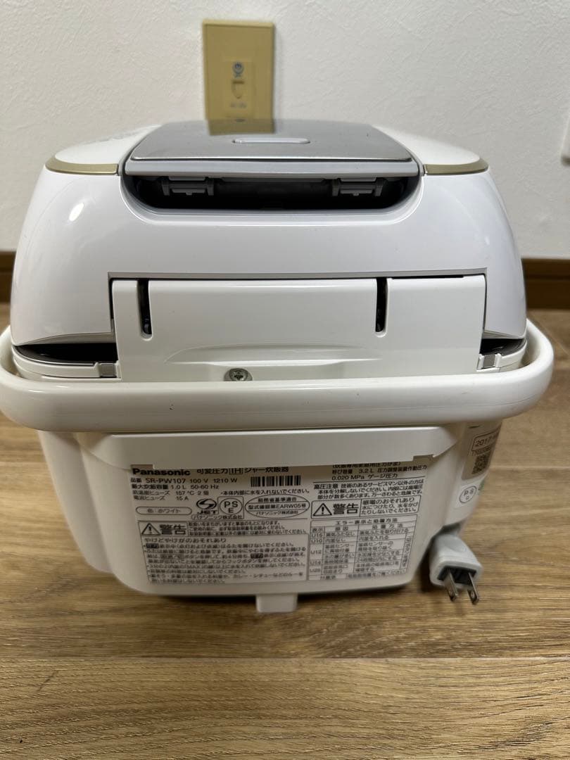 美品 圧力IH炊飯器 Wおどり炊き パナソニック SR-PW107 2017年製