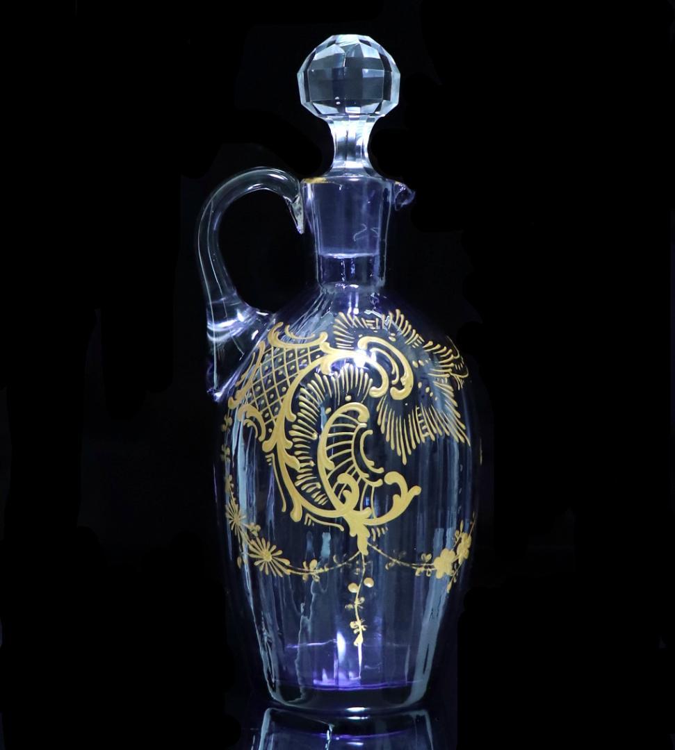 オールド・バカラ 1900年頃 レアカラー 紫色ガラス 金彩盛り上げ デカンタ