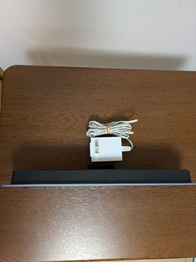 SLOWER デジタル置時計 ACアダプター付き