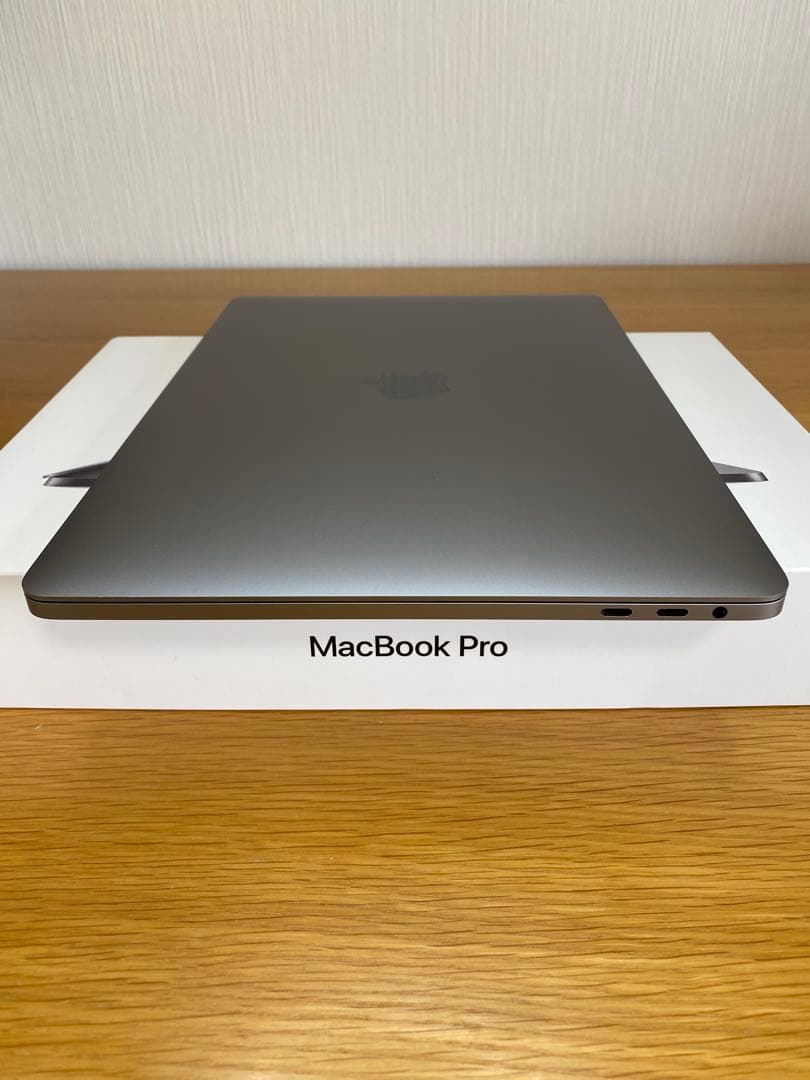 【美品】13-inch MacBook Pro 2018 MacBook本体