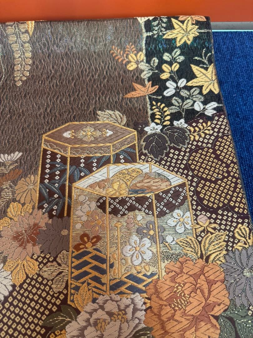 2663袋帯 古代彫金紋 西陣織 金糸　高級上質上品　約440cm 未使用