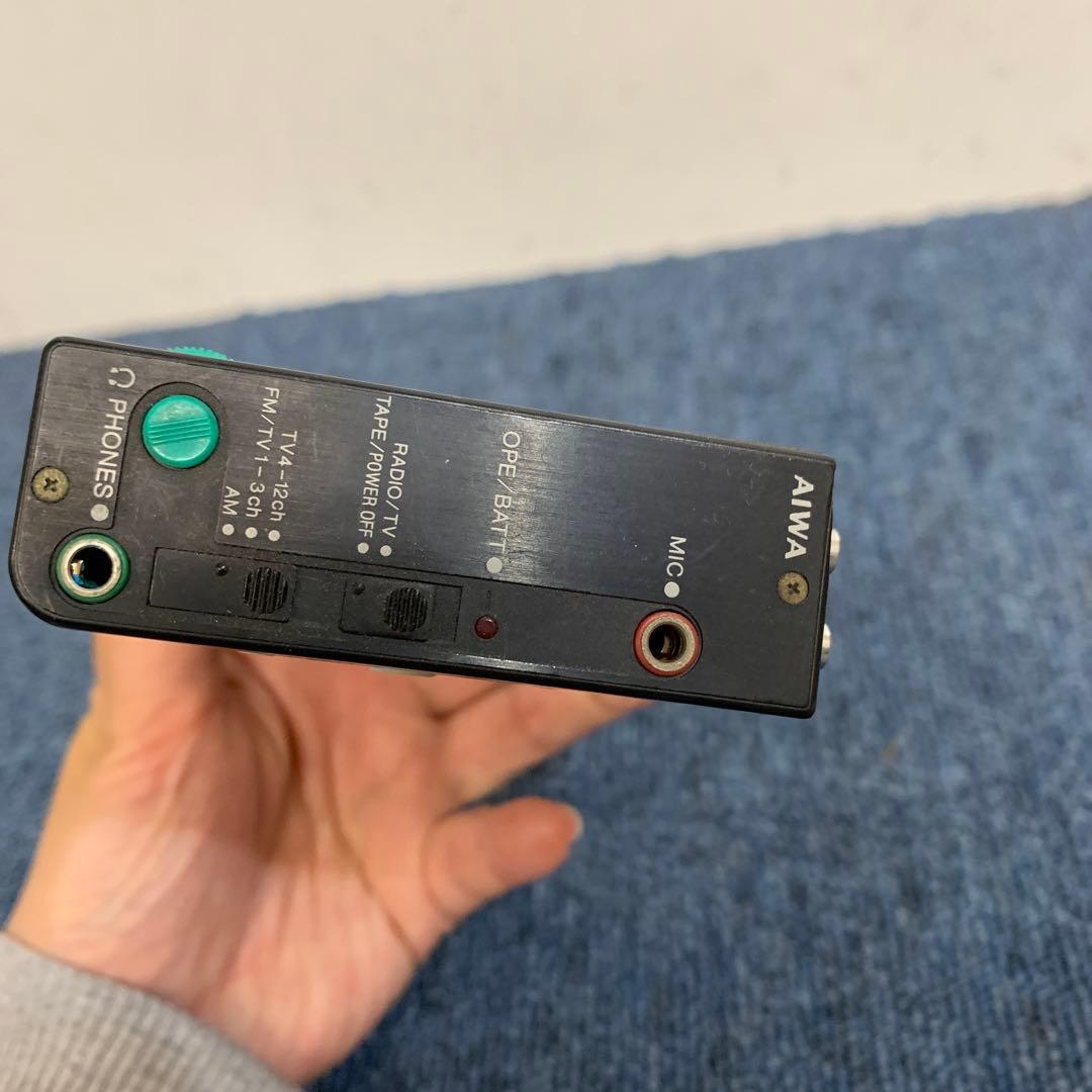 AIWA HS-J9 カセットボーイ TV/AM/FM