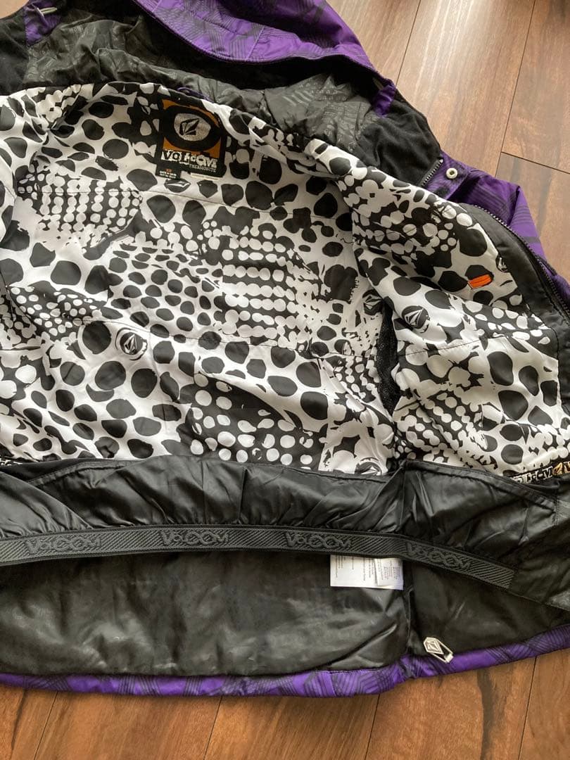 VOLCOMスノーボードウェア紫S 美品