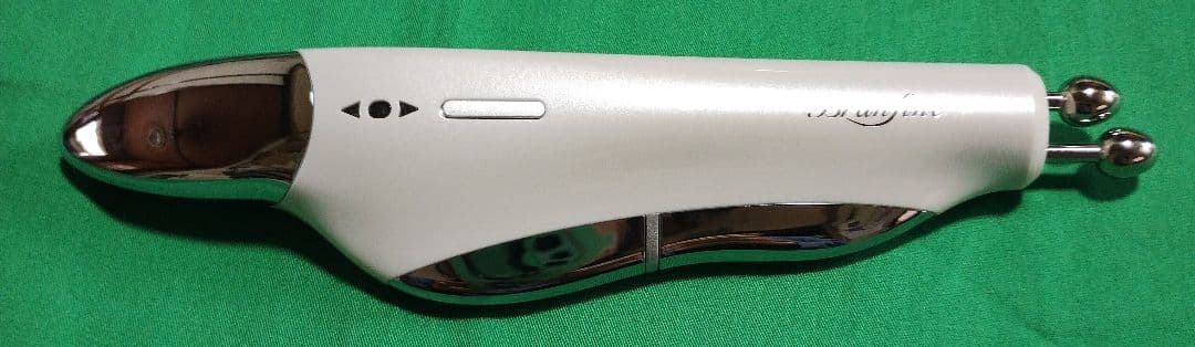 ピカ子さんブランフィーネ スーパートリプルブースター[EMS美顔器]