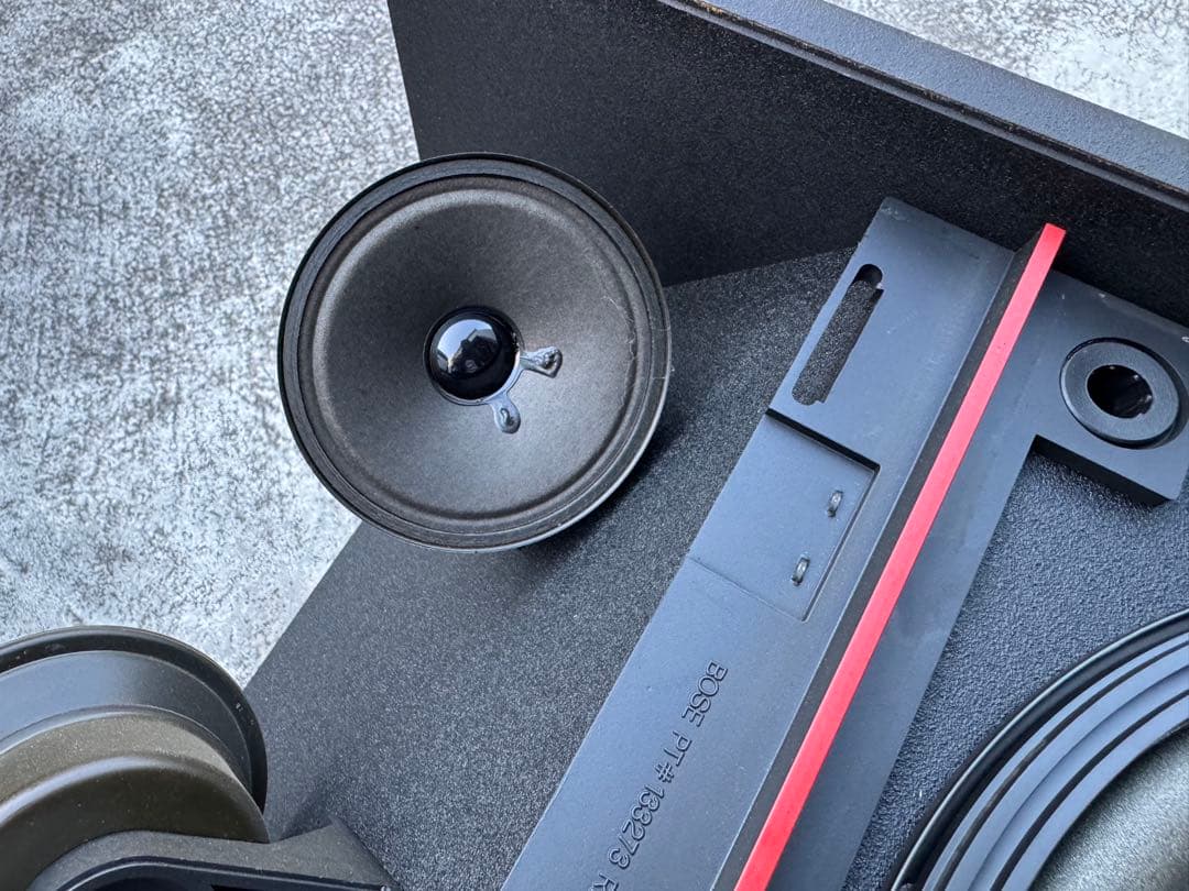 スピーカー・ウーファー BOSE 301-AV MONITOR